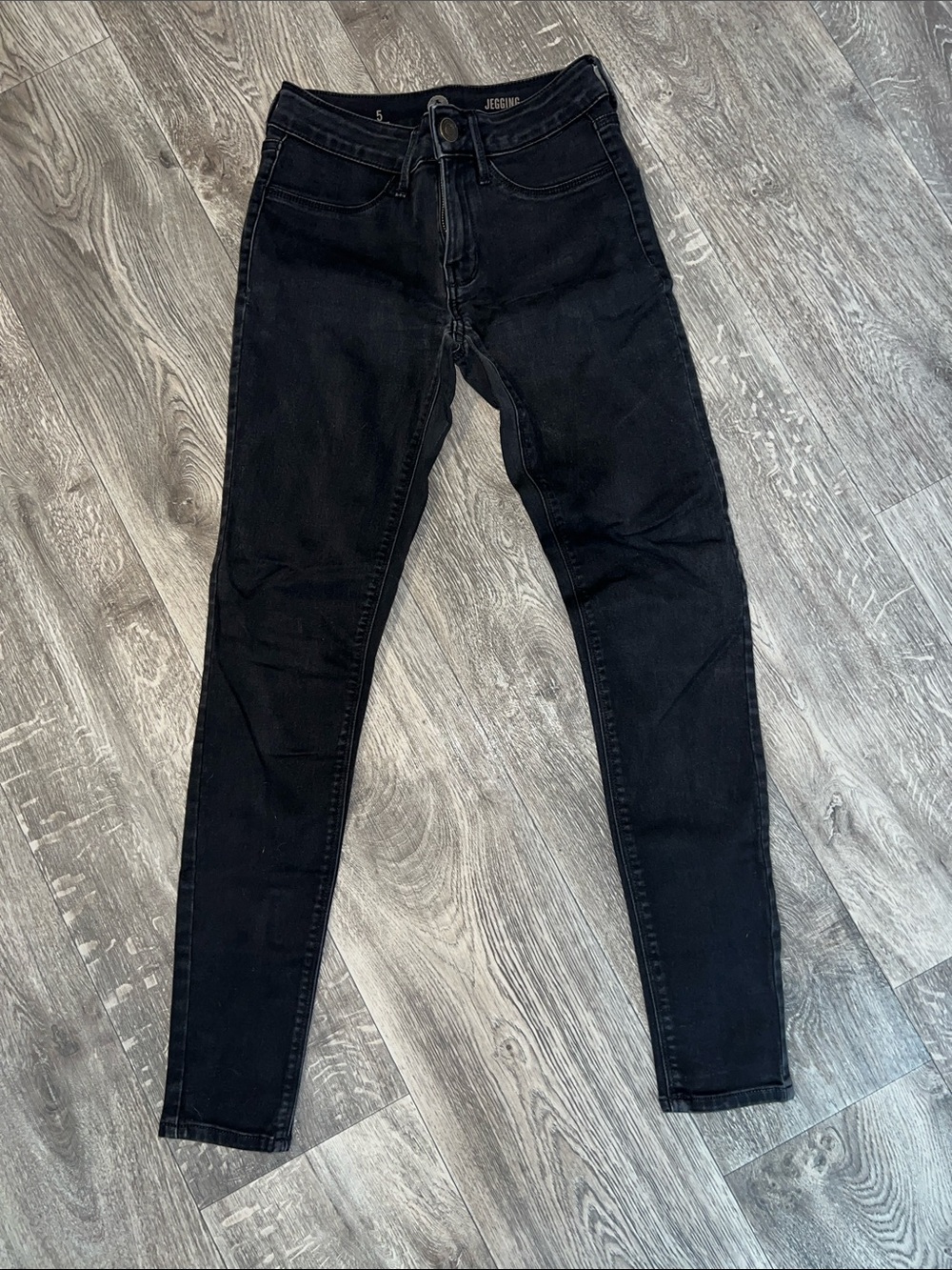 SO Black Skinny Jeggings